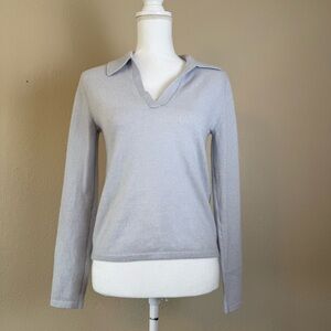 Club Monaco Women’s Light Blue V-Neck Sweater Sporty